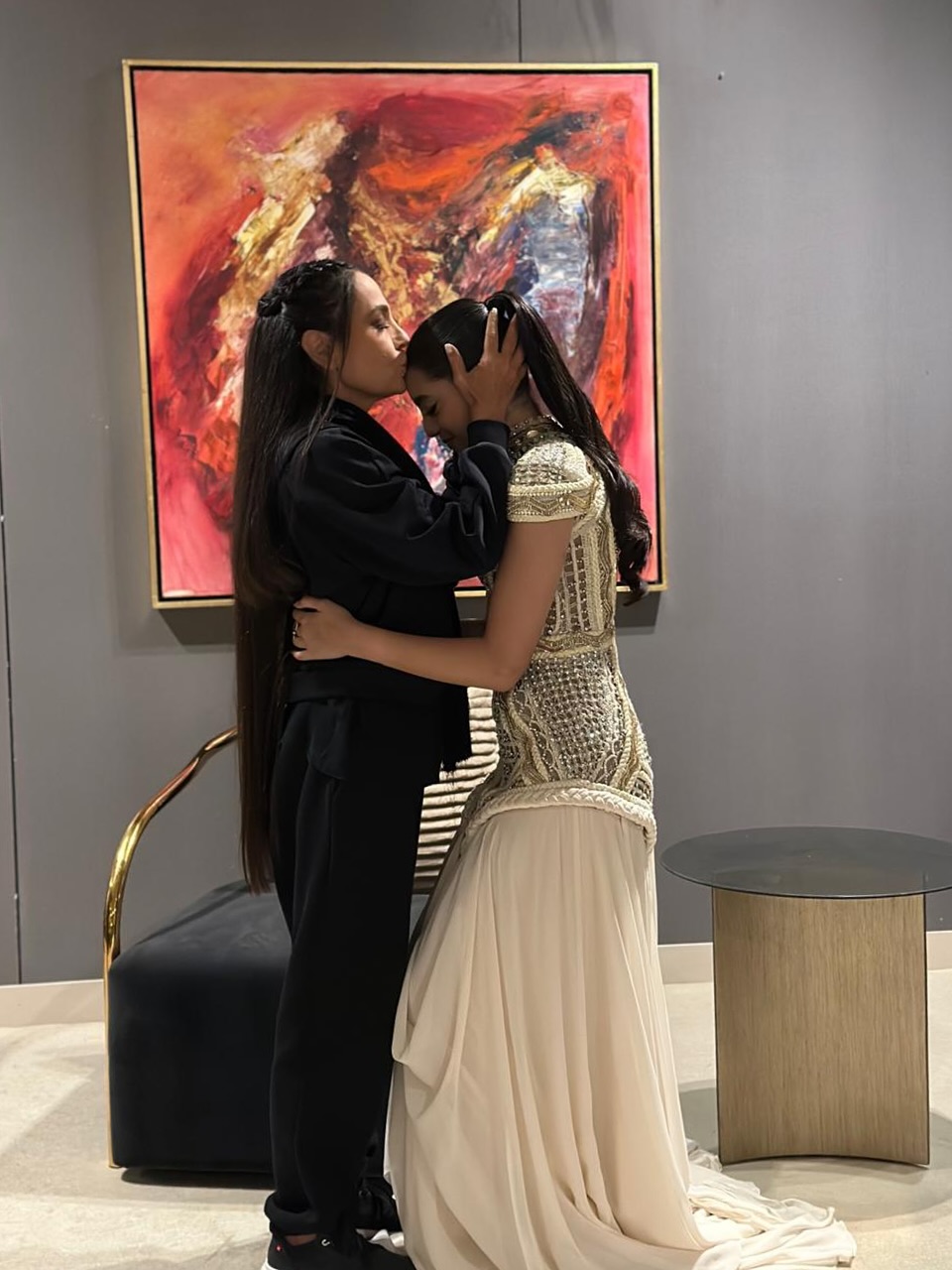 لقاء شريهان وياسمينا العبد في افتتاح المتحف الكبير