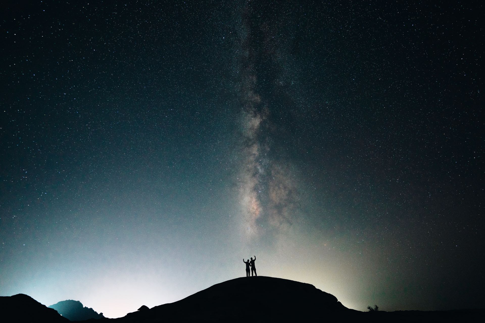 لقطة مدهشة لجمال النجوم في سماء البحر الأحمر