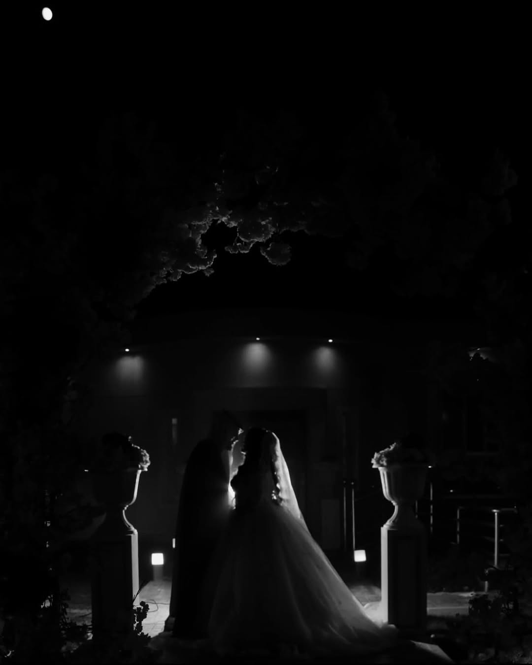 لقطه لعروسين من AFNAN SPACE STUDIO