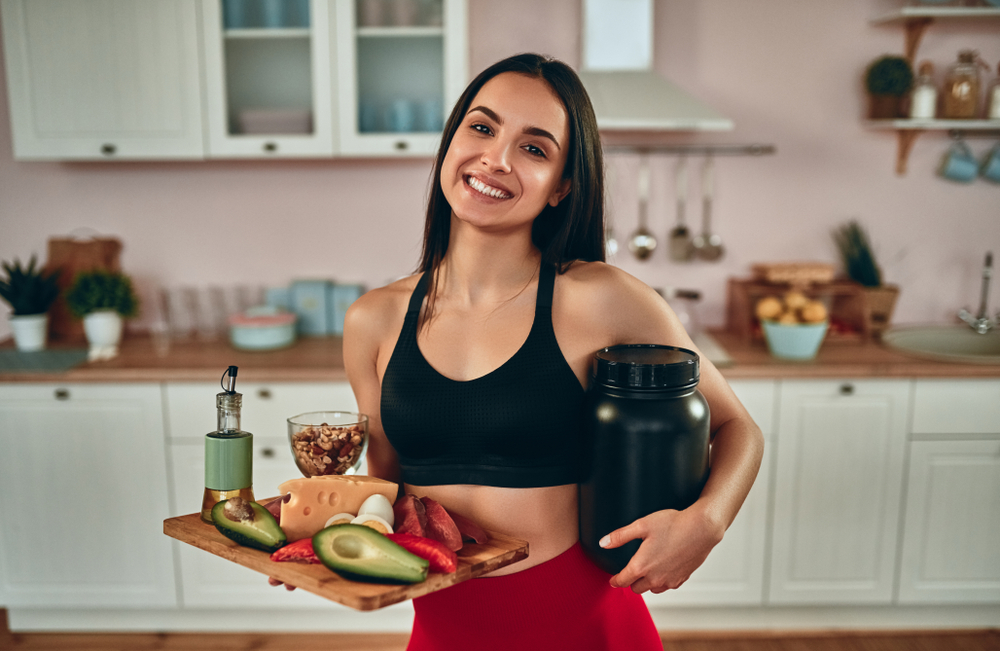 للتغذية ونمط الحياة دور أساسي في ترقق الشعر