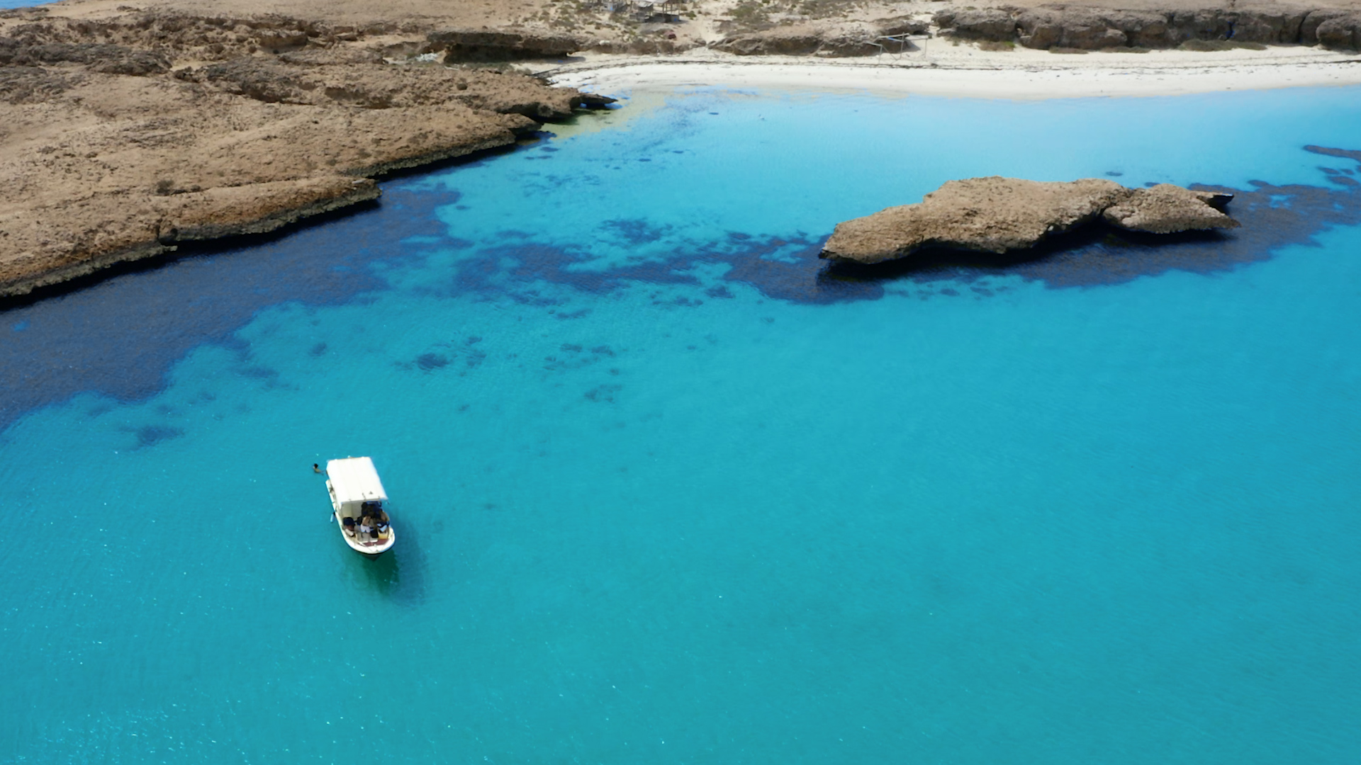 لوحة طبيعية لا مثيل لها في جزر فرسان البكر