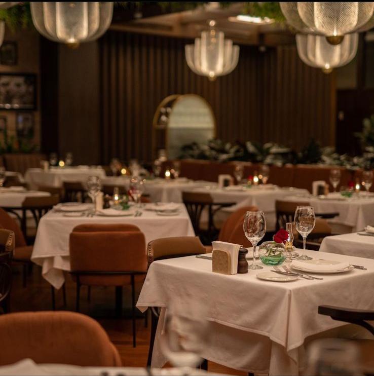 لوس بانديدوس وخيارات متنوعة وأطباق عالمية