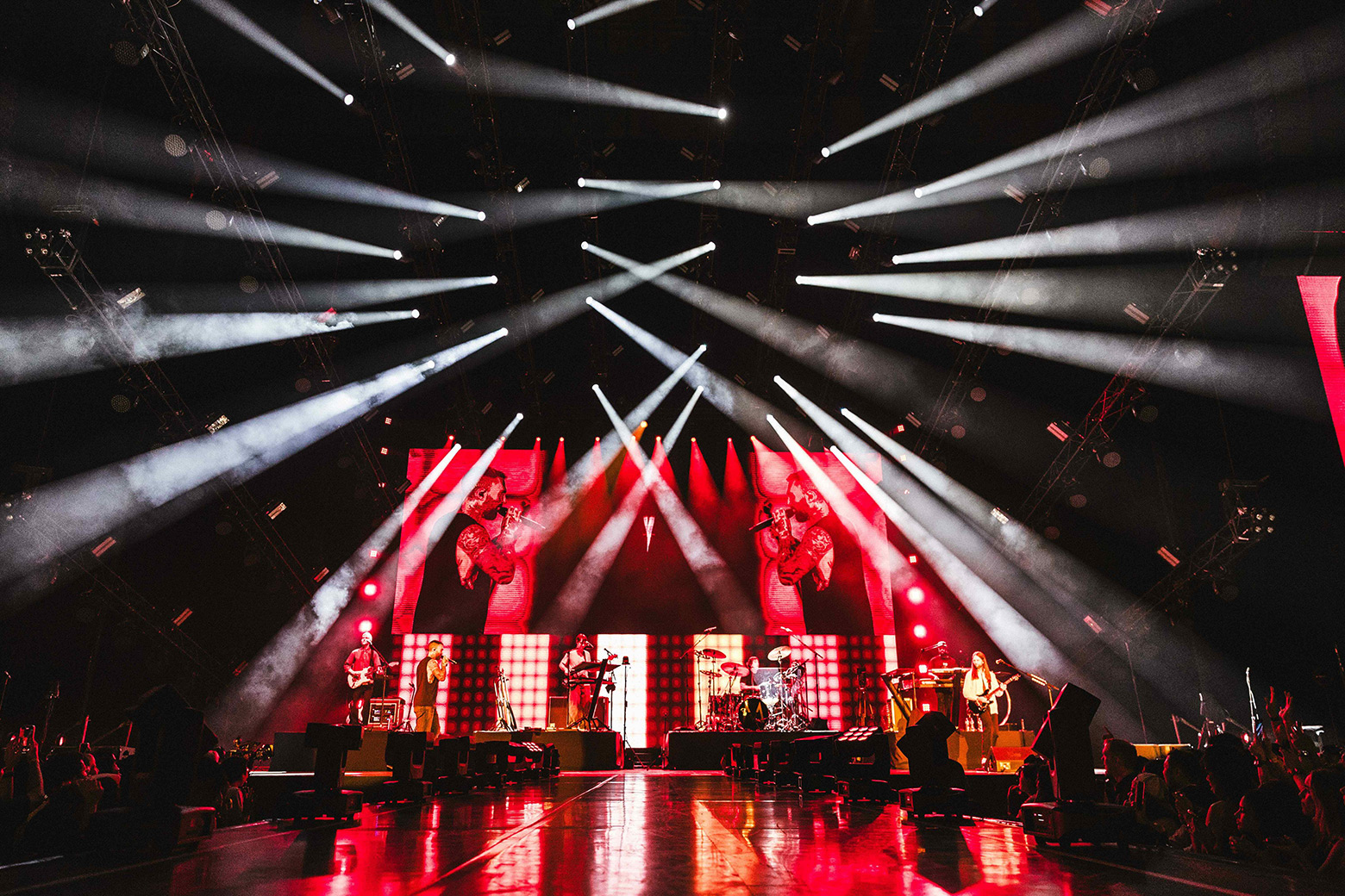 ليلة رأس السنة في أتلانتس النخلة مع فرقة Maroon 5