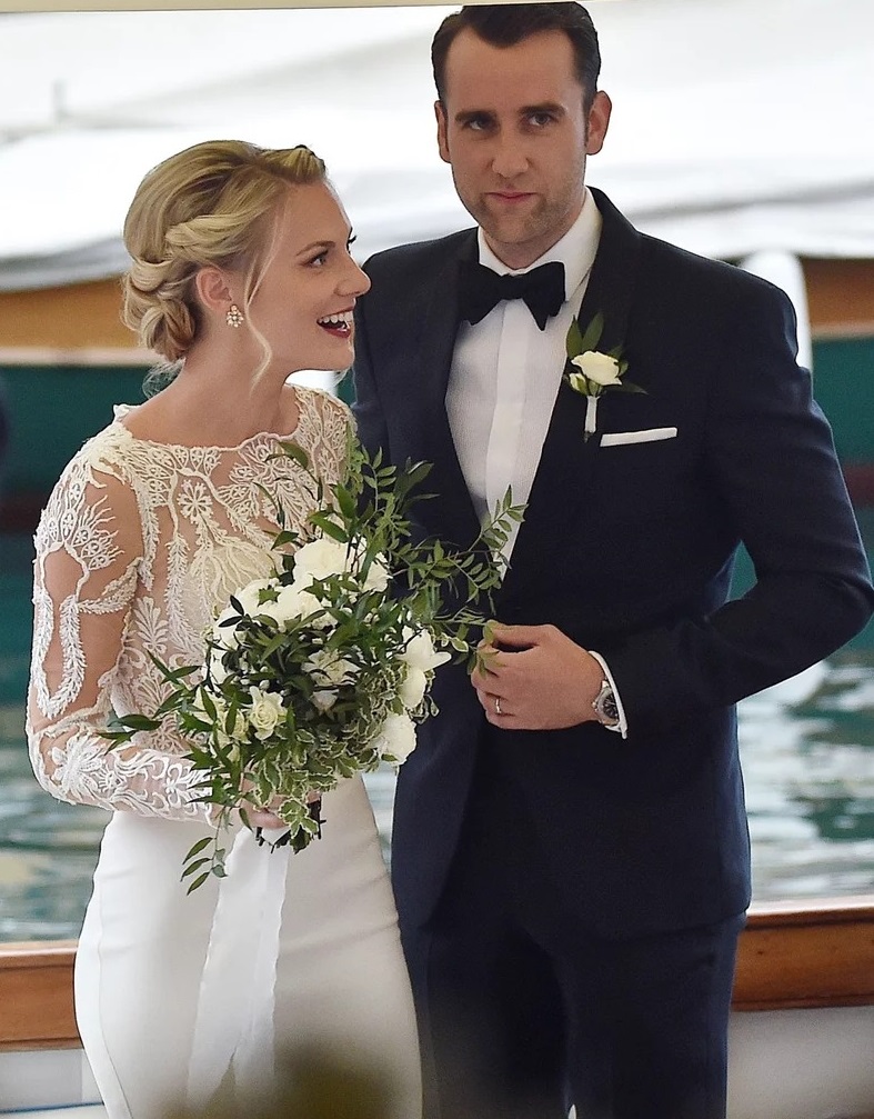 ماثيو لويس MATTHEW LEWIS وأنجيلا جونز ANGELA JONES