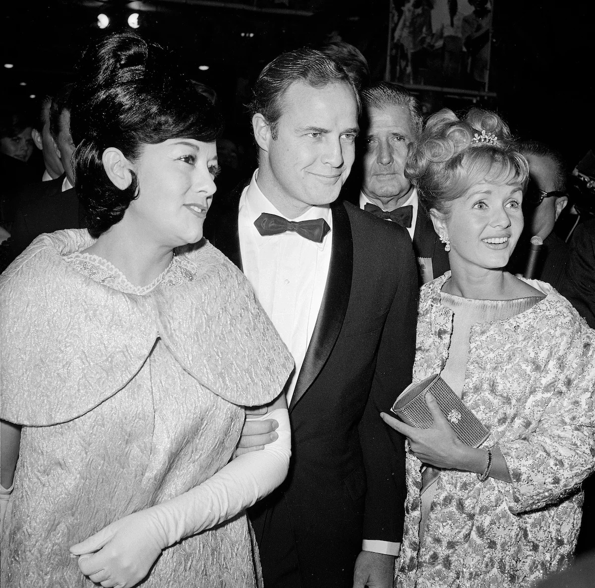 مارلون براندو Marlon Brando وموفيتا كاستانيدا Movita Castaneda