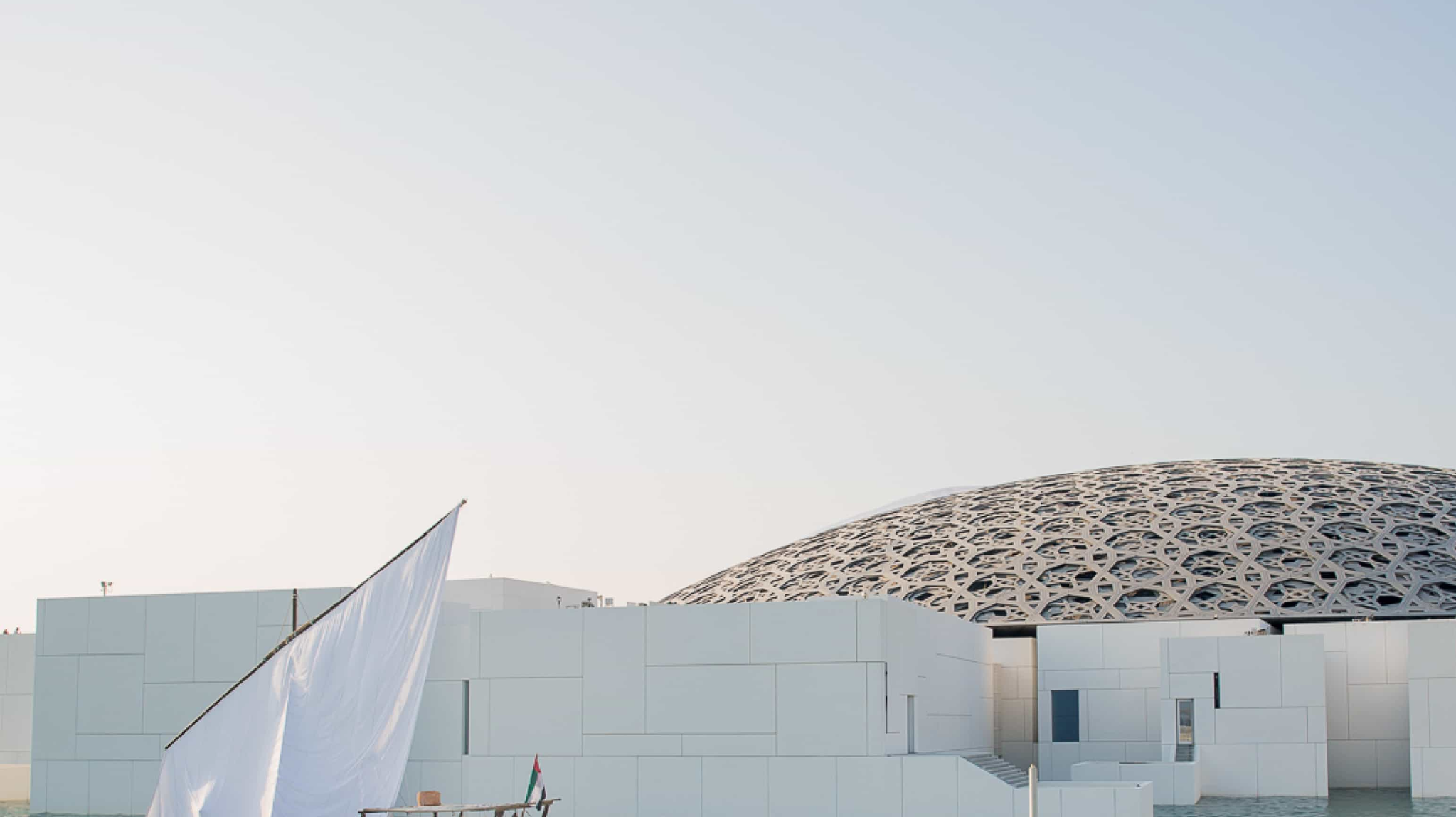 متحف اللوفر أبوظبي واحد من أجمل الوجهات الفنية والثقافية على الإطلاق في الإمارات