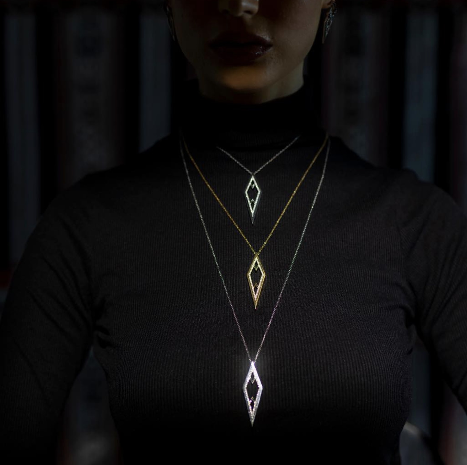 مجموعة من القلادات من تصاميم RM Jewelry