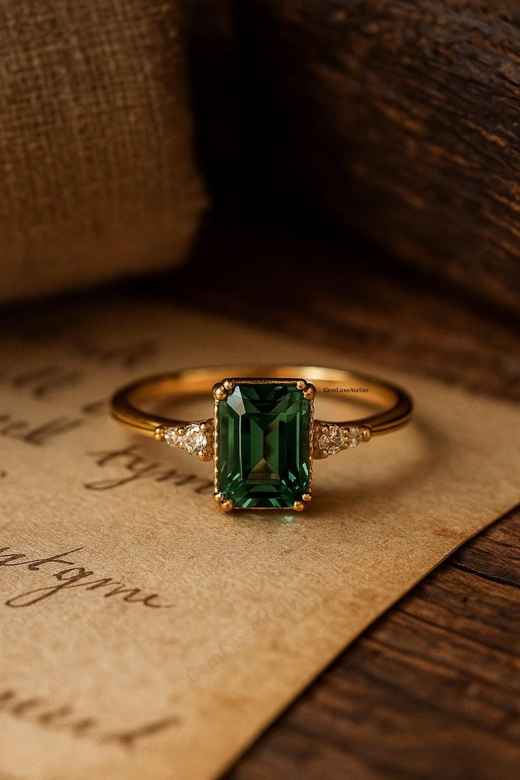 مجوهرات تعزز الطاقات الايجابية