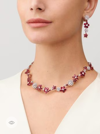 مجوهرات راقية من Van Cleef & Arpels