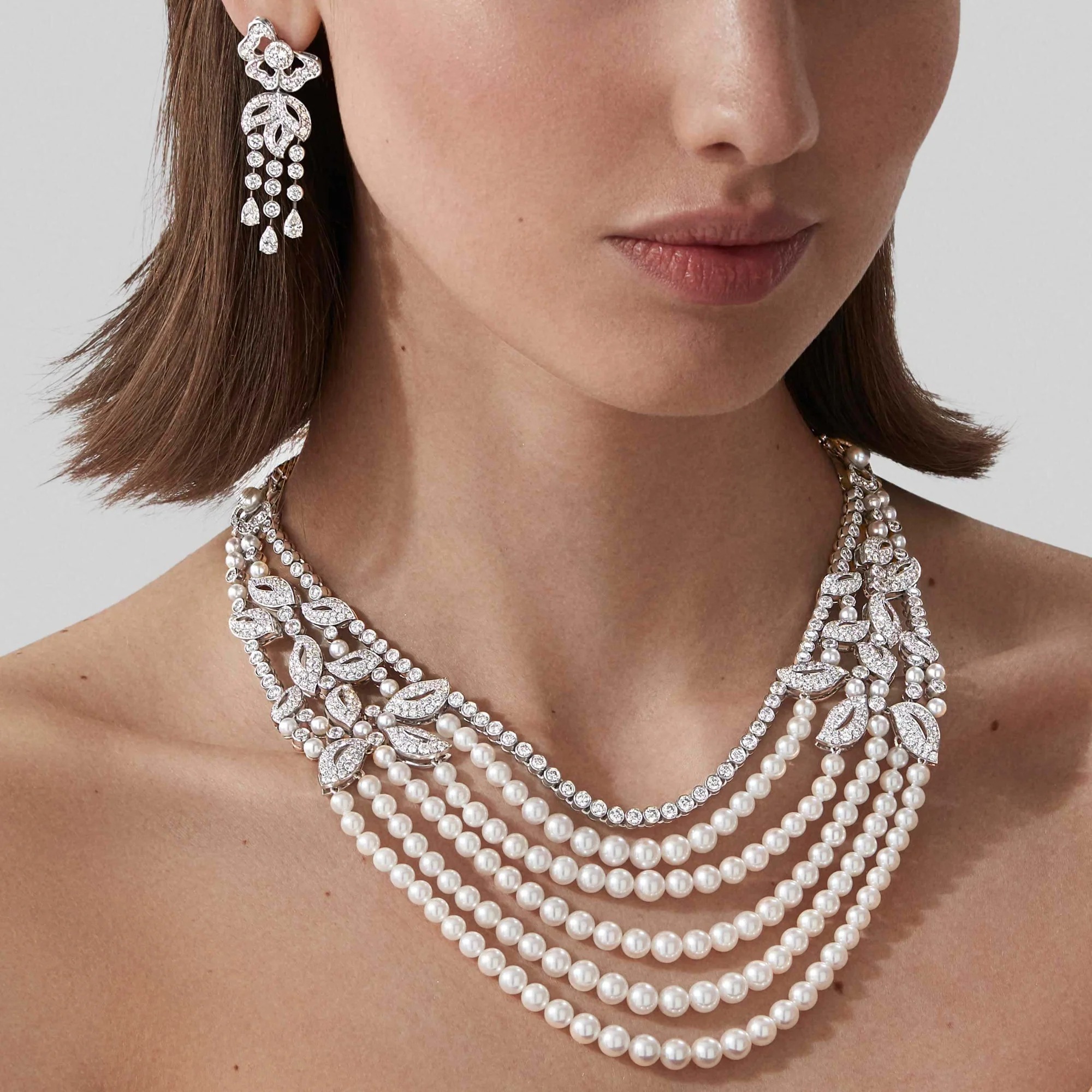 مجوهرات لؤلؤ فاخرة من Garrard