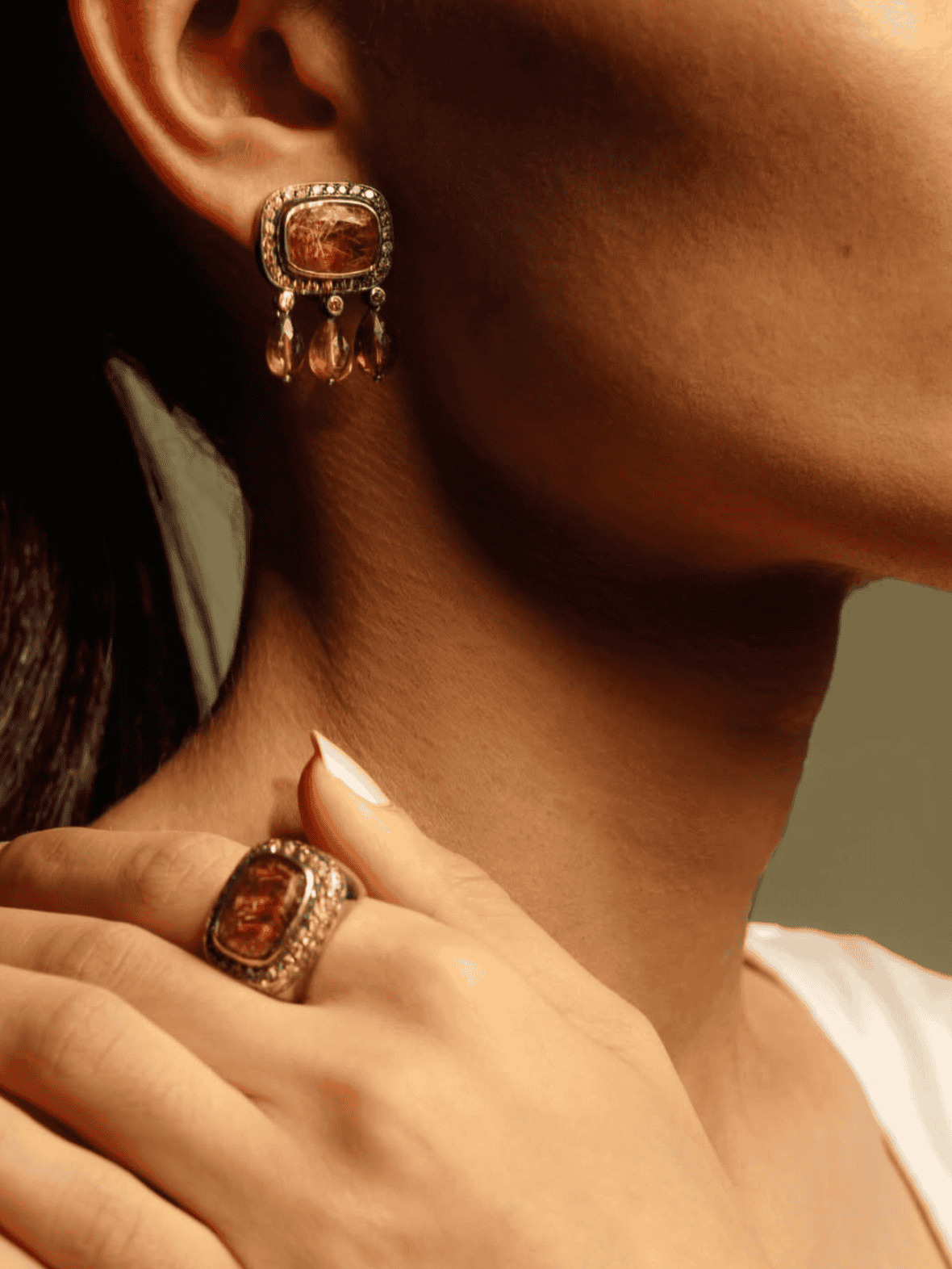 مجوهرات من تصميم العلامة السعودية هالة الشعيل