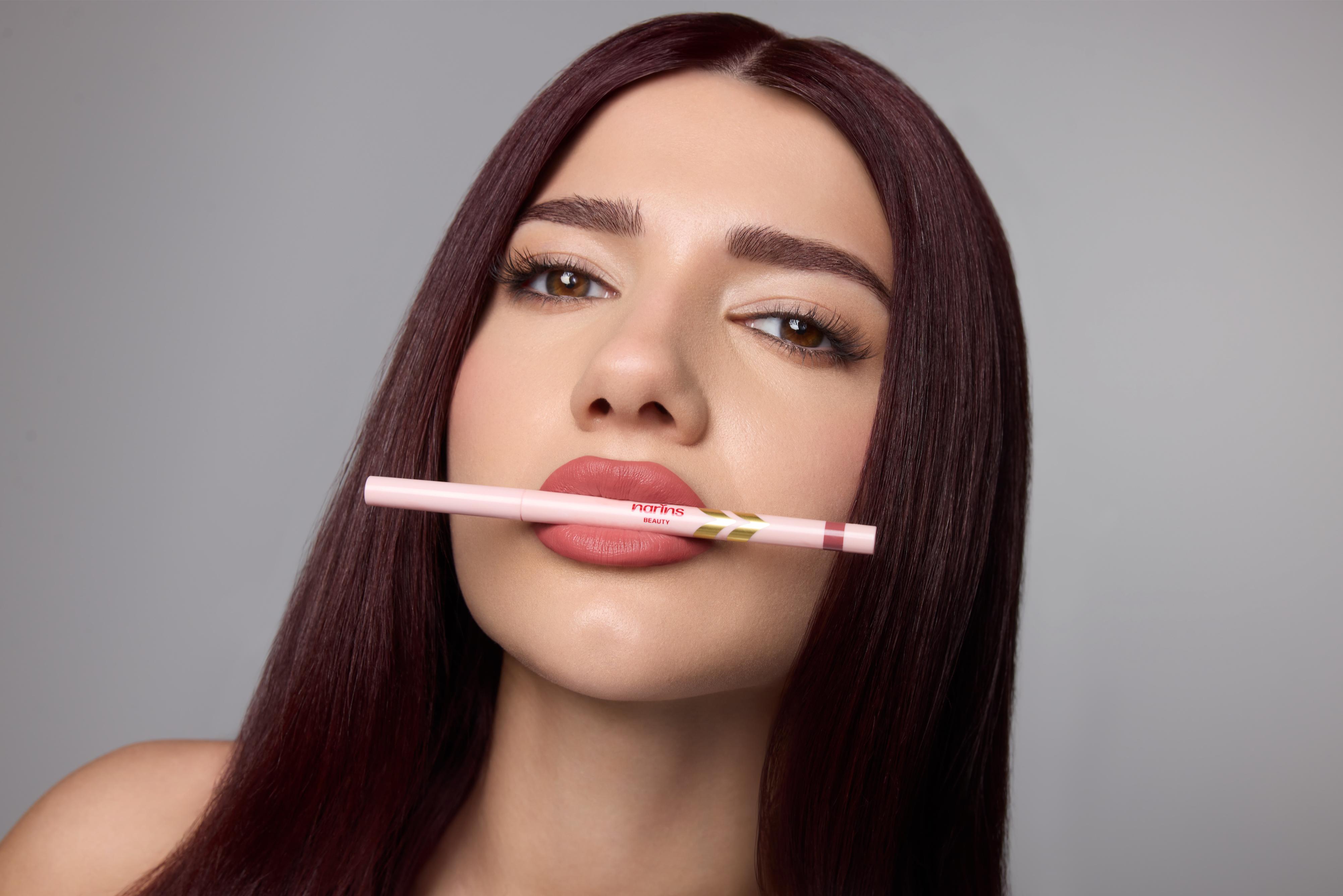 محدد الشفاه Velvet Sculpt