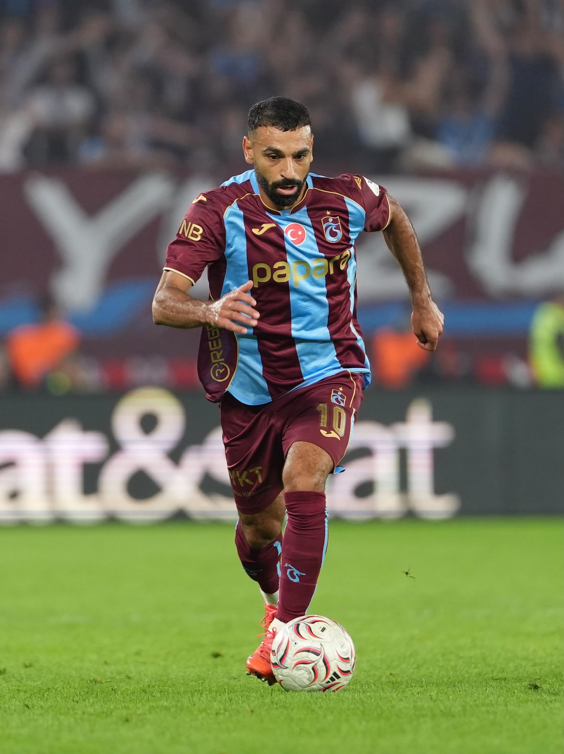 محمد صلاح يقود طرابزون لفوز كبير على جلاطة سراي