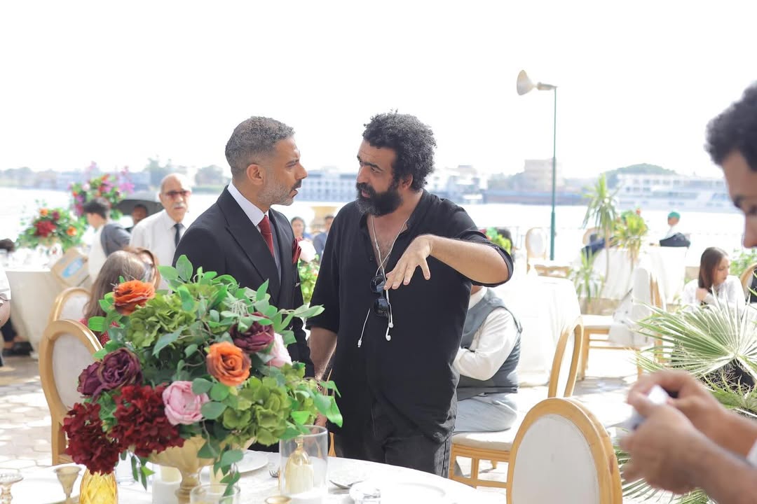 محمد فراج وجه الشر في "ورد وشوكولاتة"