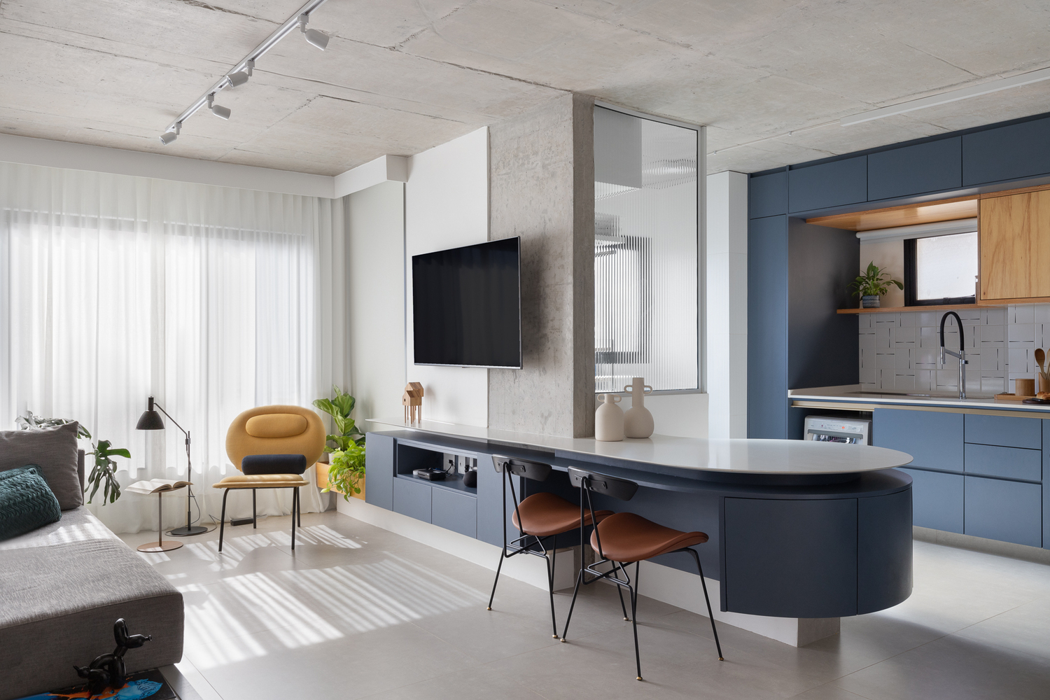 مساحة متعددة الاستخدامات