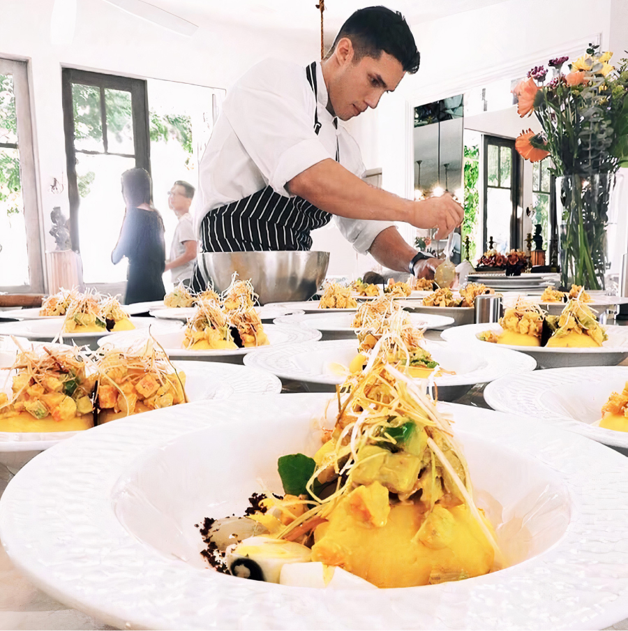 مطعم Chef Restaurant