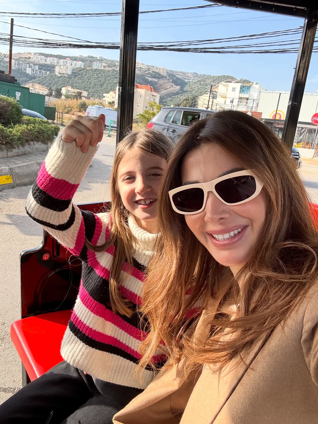 ليا.. آخر العنقود وعفوية الشبه مع والدتها نانسي