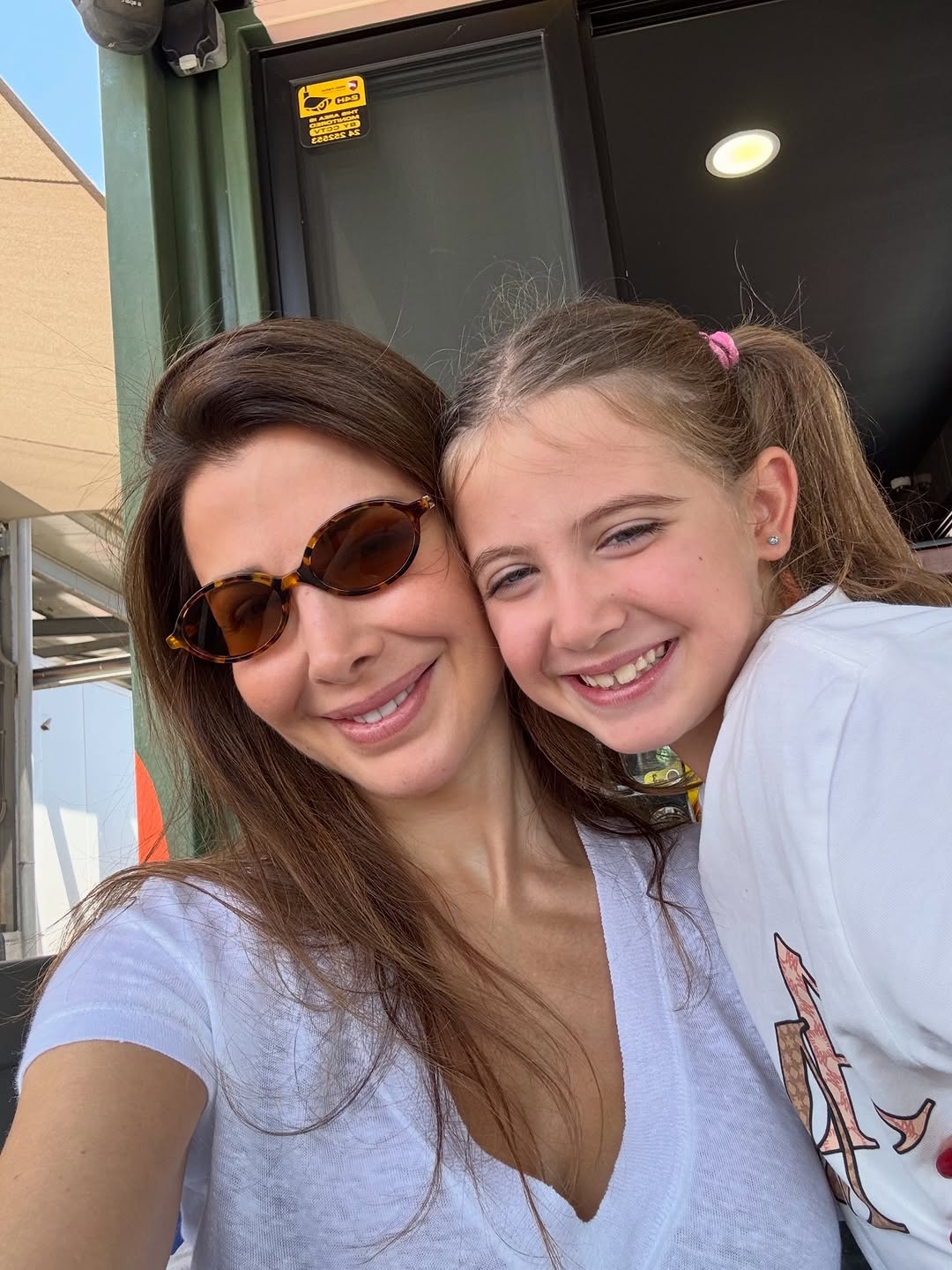 ليا.. آخر العنقود وعفوية الشبه مع والدتها نانسي