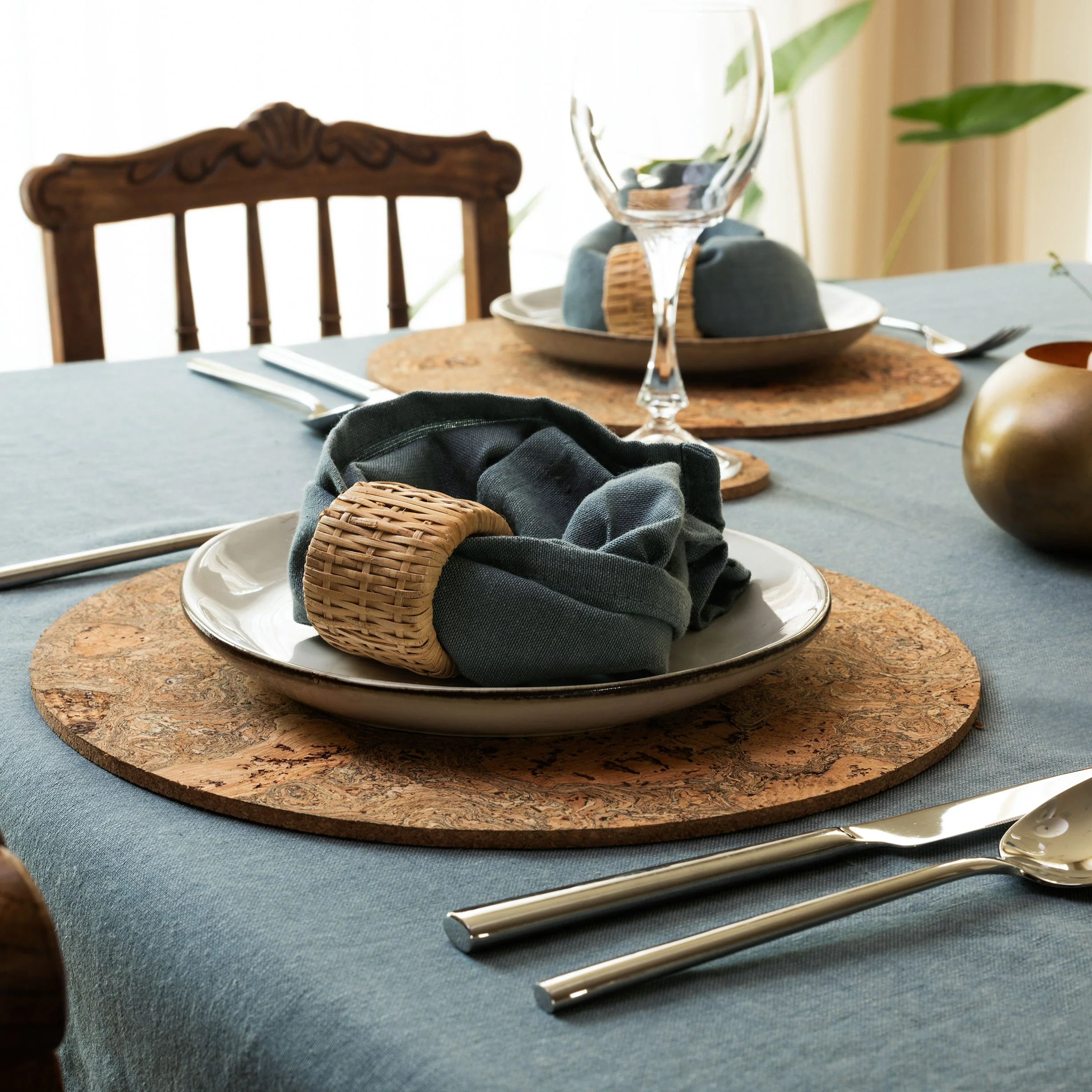 مفارش طاولة من الفلين