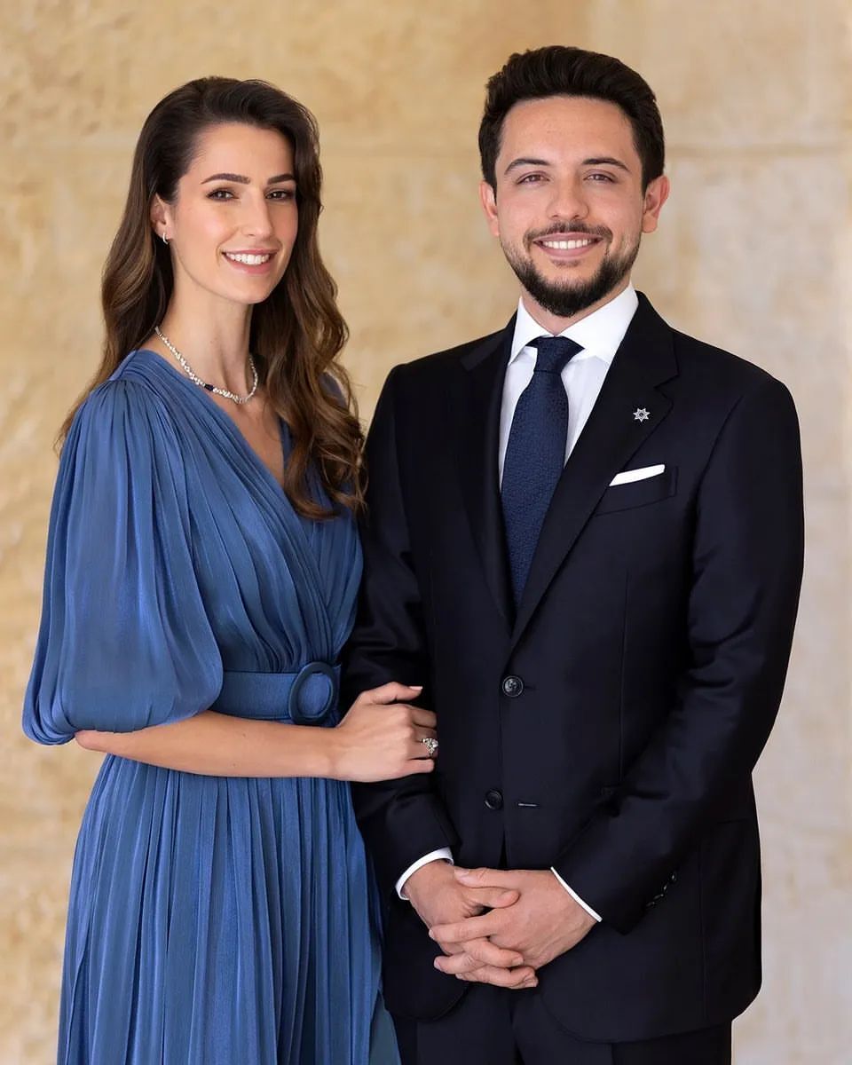 مكياج الأميرة رجوة بتموجات بنية ساحرة