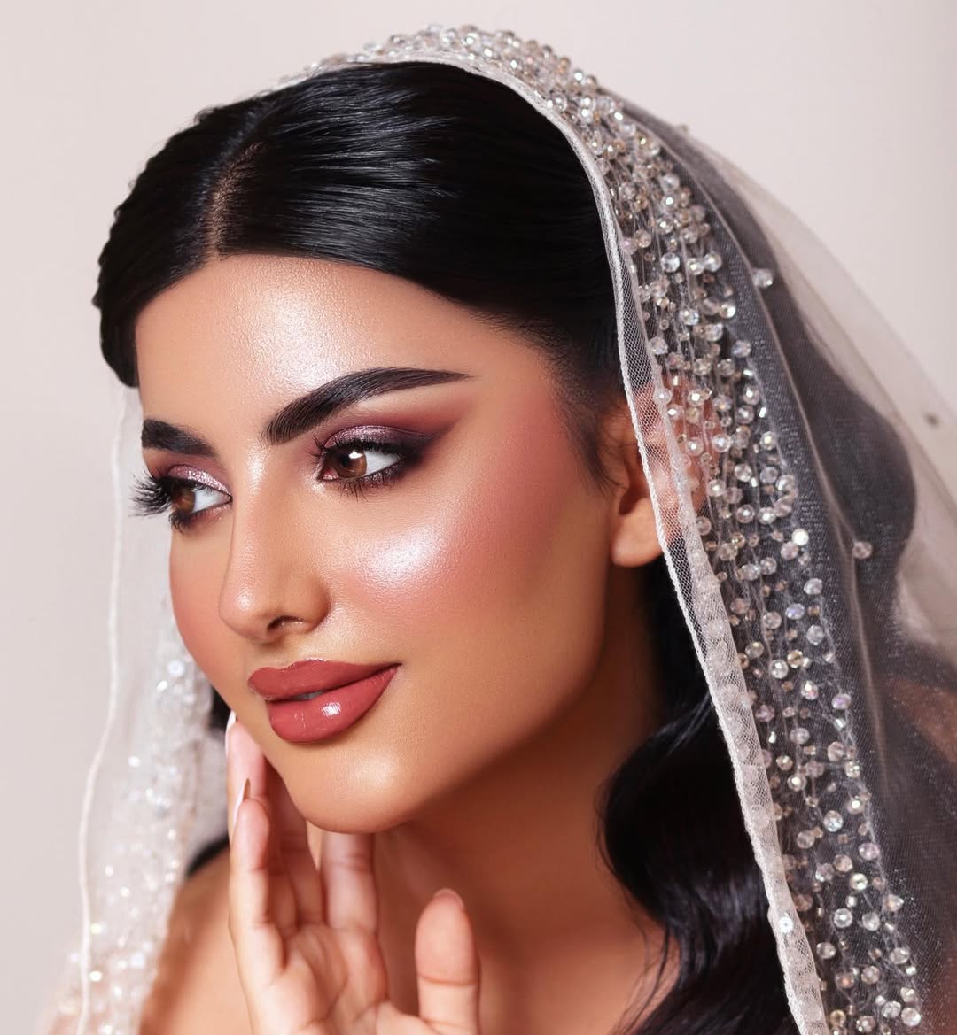 مكياج عروس من خبيرة التجميل مها الشلوي