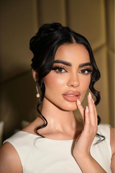 مكياج عروس من خبيرة المكياج السعودية نوره العنزي