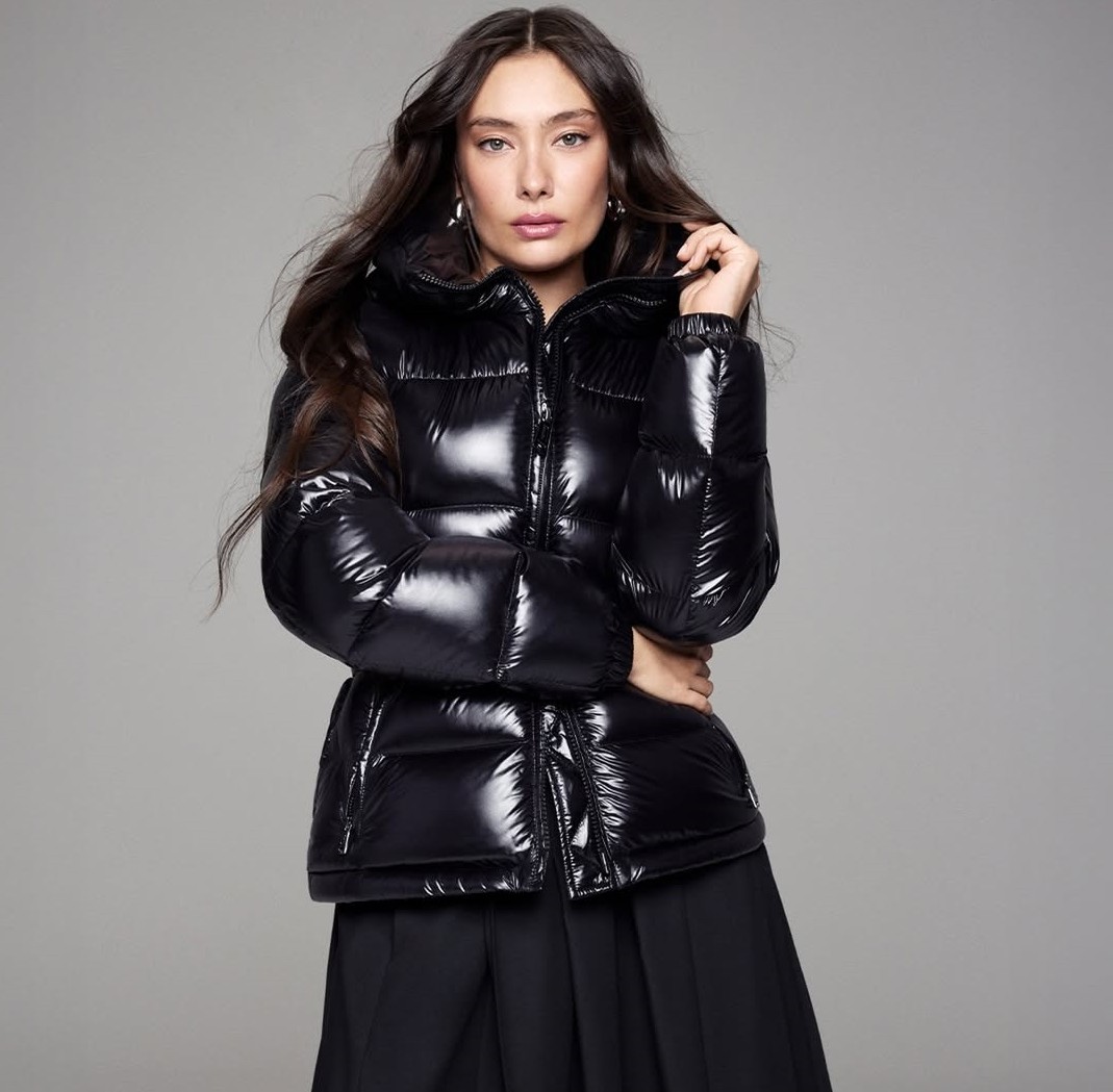 مكياجها يعكس شخصيتها الهادئة بطريقة محترفة