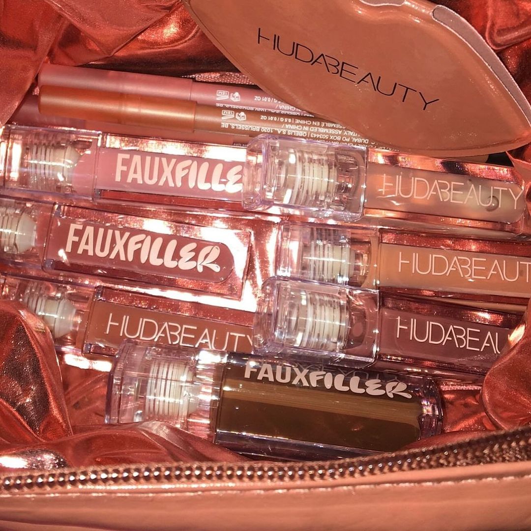 ملمّع الشفاه الفائق FAUX FILLER الجديد من هدى بيوتي