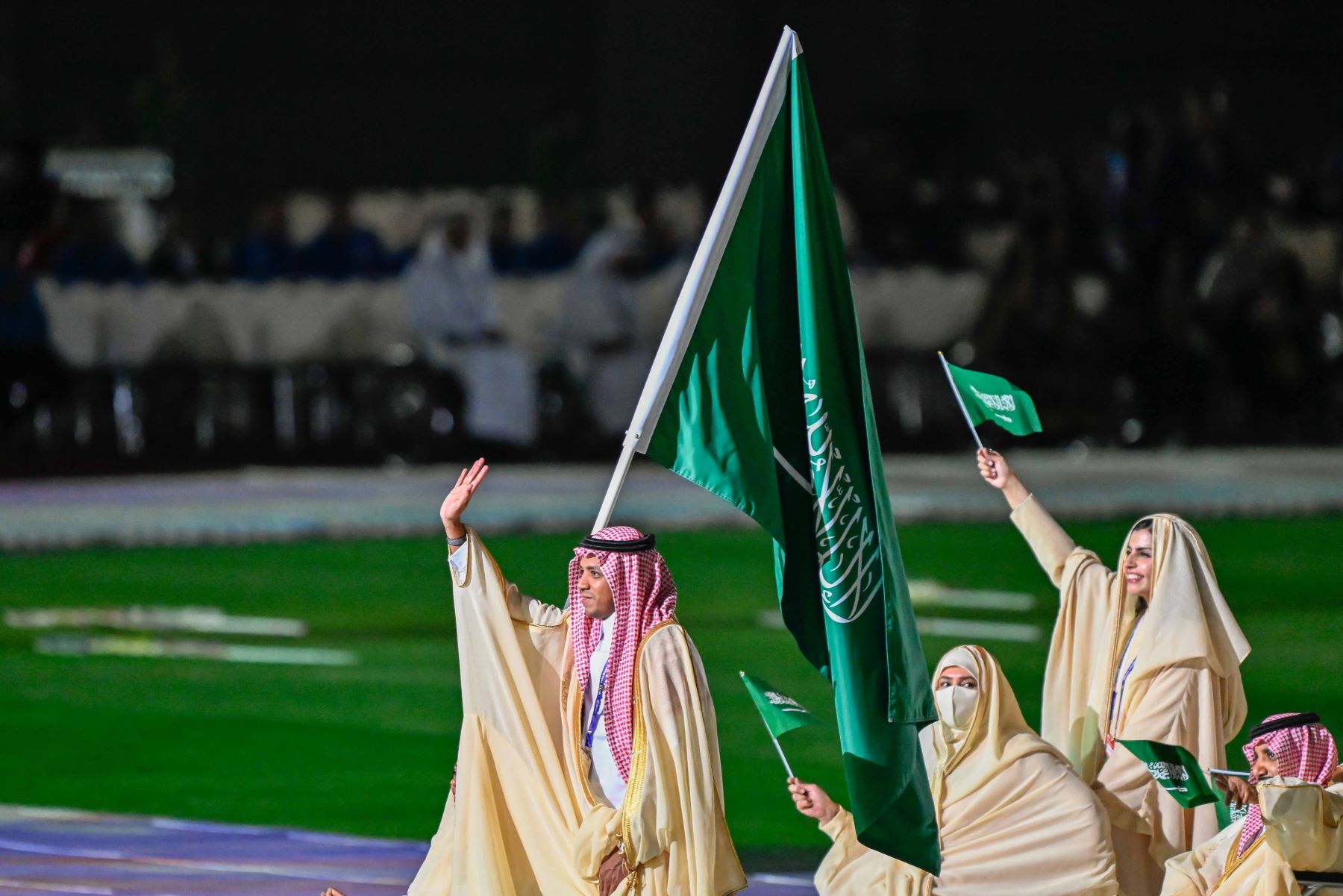 من أجواء حفل افتتاح دورة الألعاب البارالمبية الآسيوية الخامسة