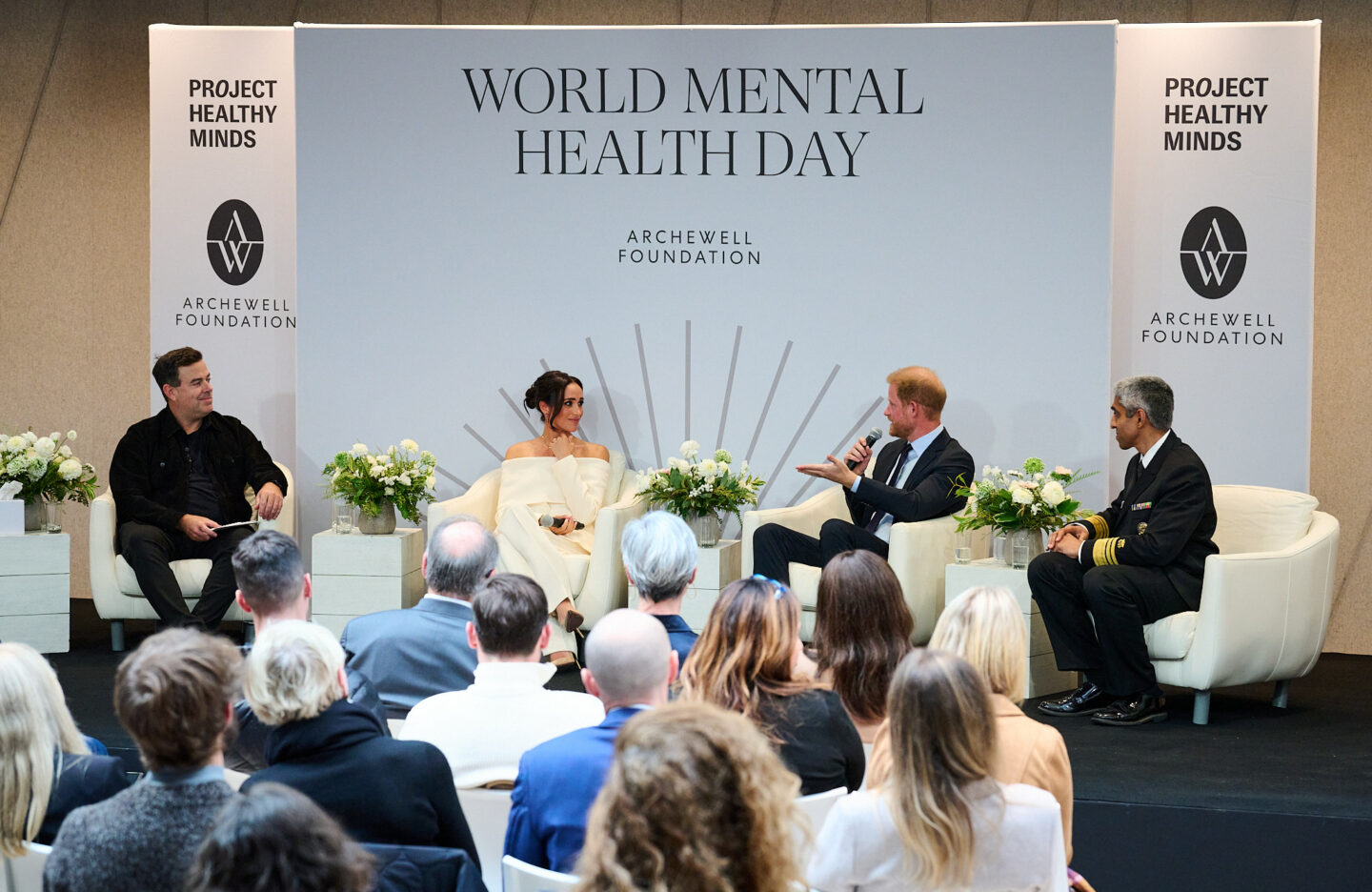 من أين تأتي الأموال وأين تُنفق؟