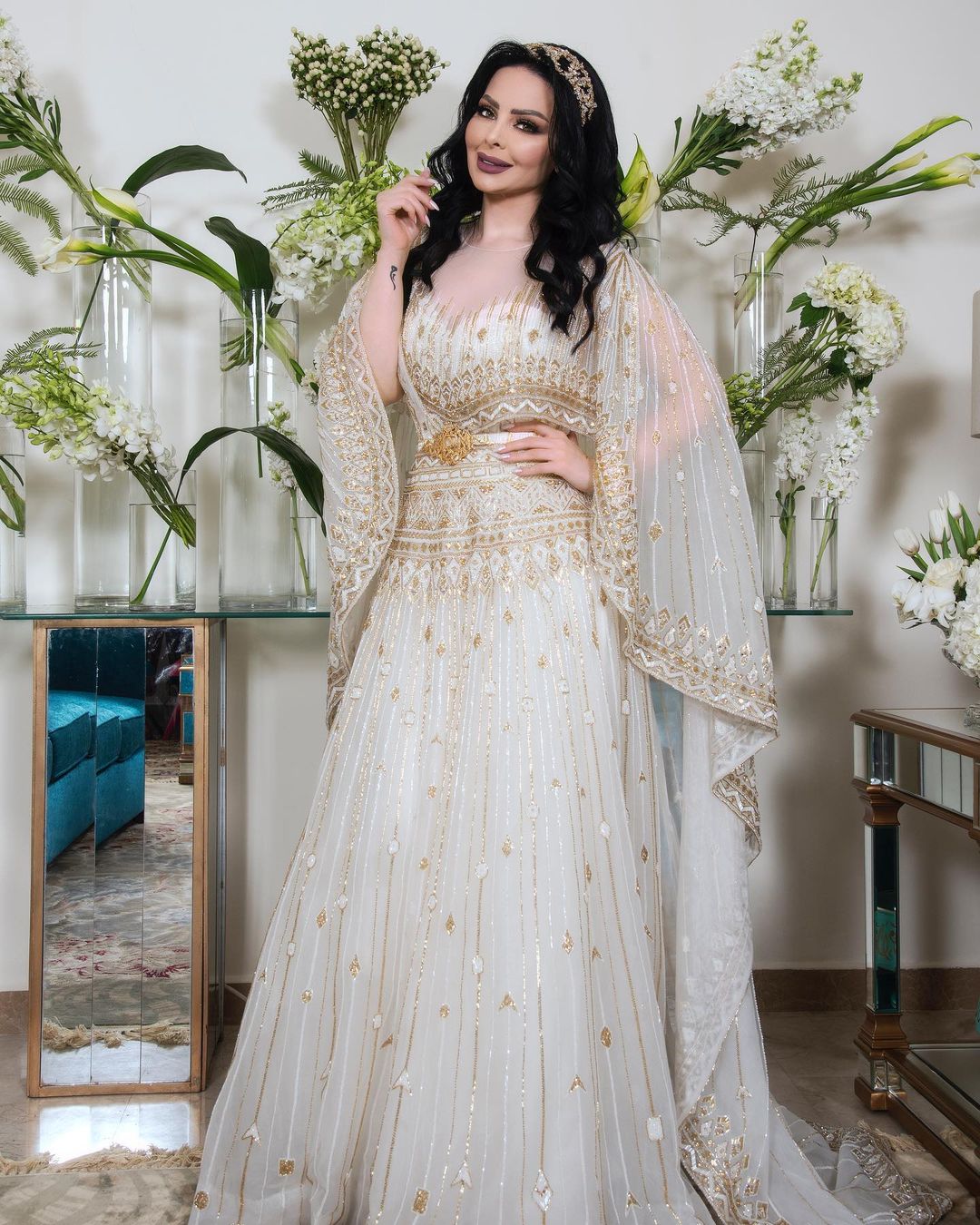 من إطلالة ديانا كرزون في عقد قرانها فبراير 2020