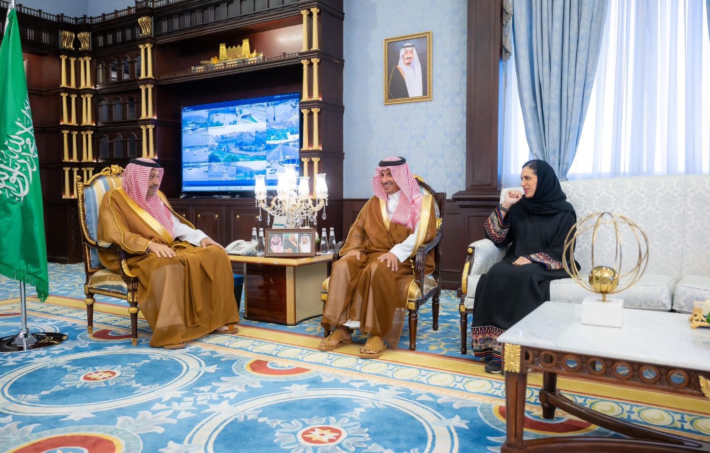 من استقبال أمير منطقة الباحة لوزير السياحة والأميرة هيفاء بنت محمد الصورة من حساب إمارة منطقة الباحة