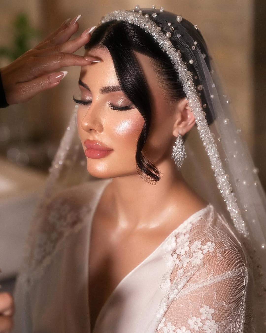 من اطلالات العرايس بمكياج خبيرة التجميل لجين الغامدي