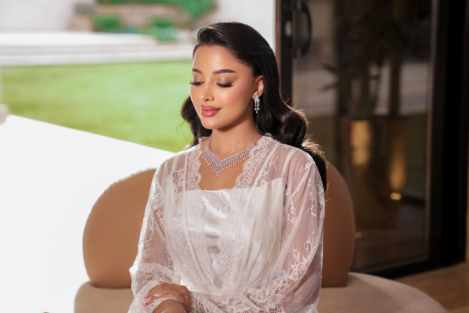 من تسريحات مصففه الشعر ليلي زيدان