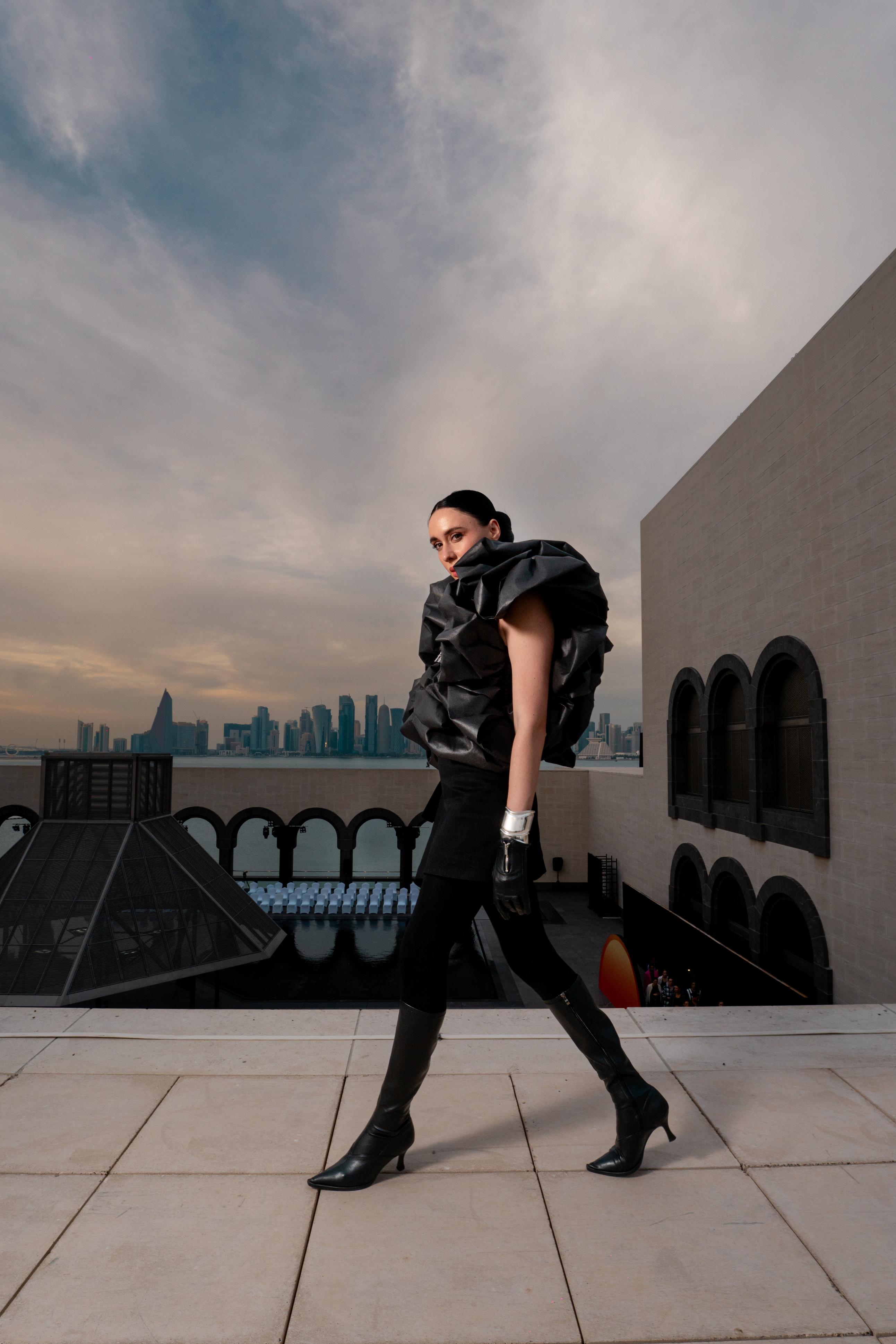 من تصاميم العلامة The Project