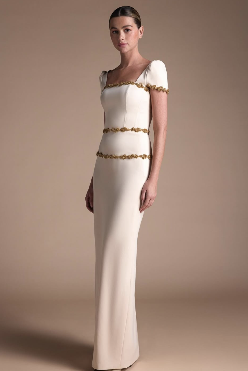 من تصاميم المصممة السعودية هبة القرشي