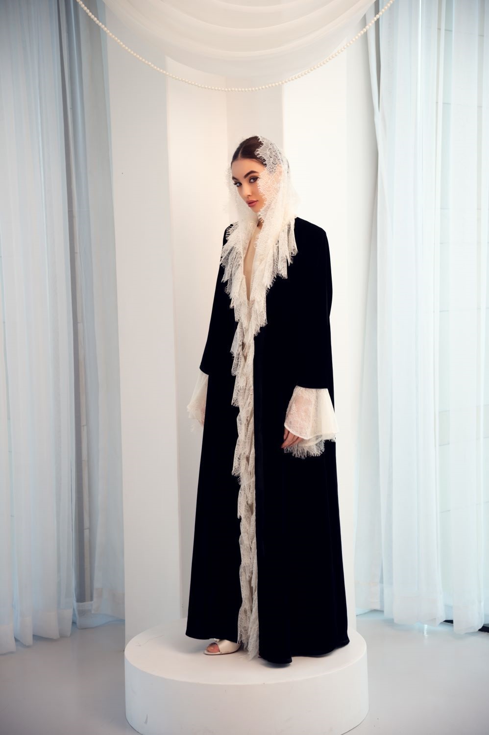 من تصاميم مجموعة زينا بتوقيع المصممة رشا بلال