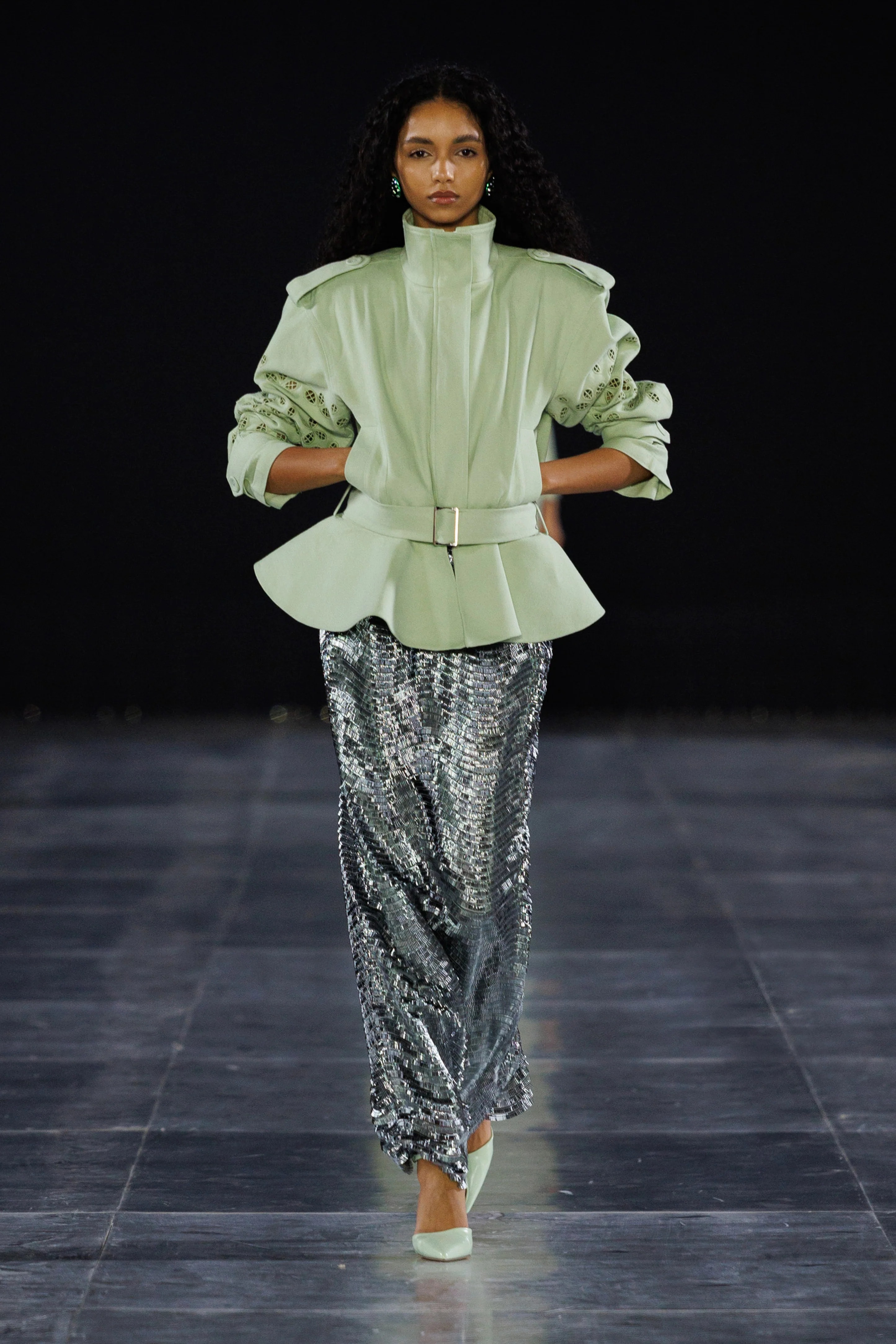 من تصاميم منى الشبل