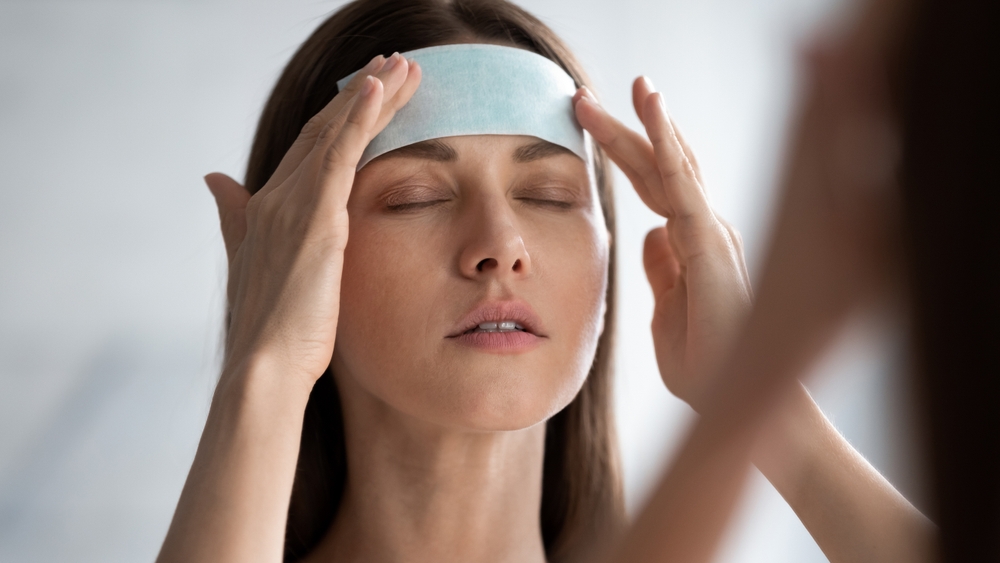 من تعاني من بهتان مفاجئ تناسبها شرائح الكولاجين