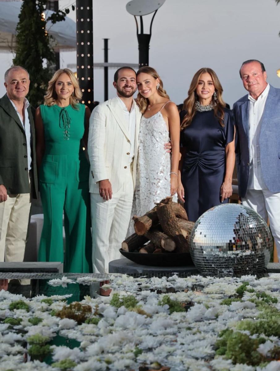 من حفل خطوبة نجل جوليا بطرس