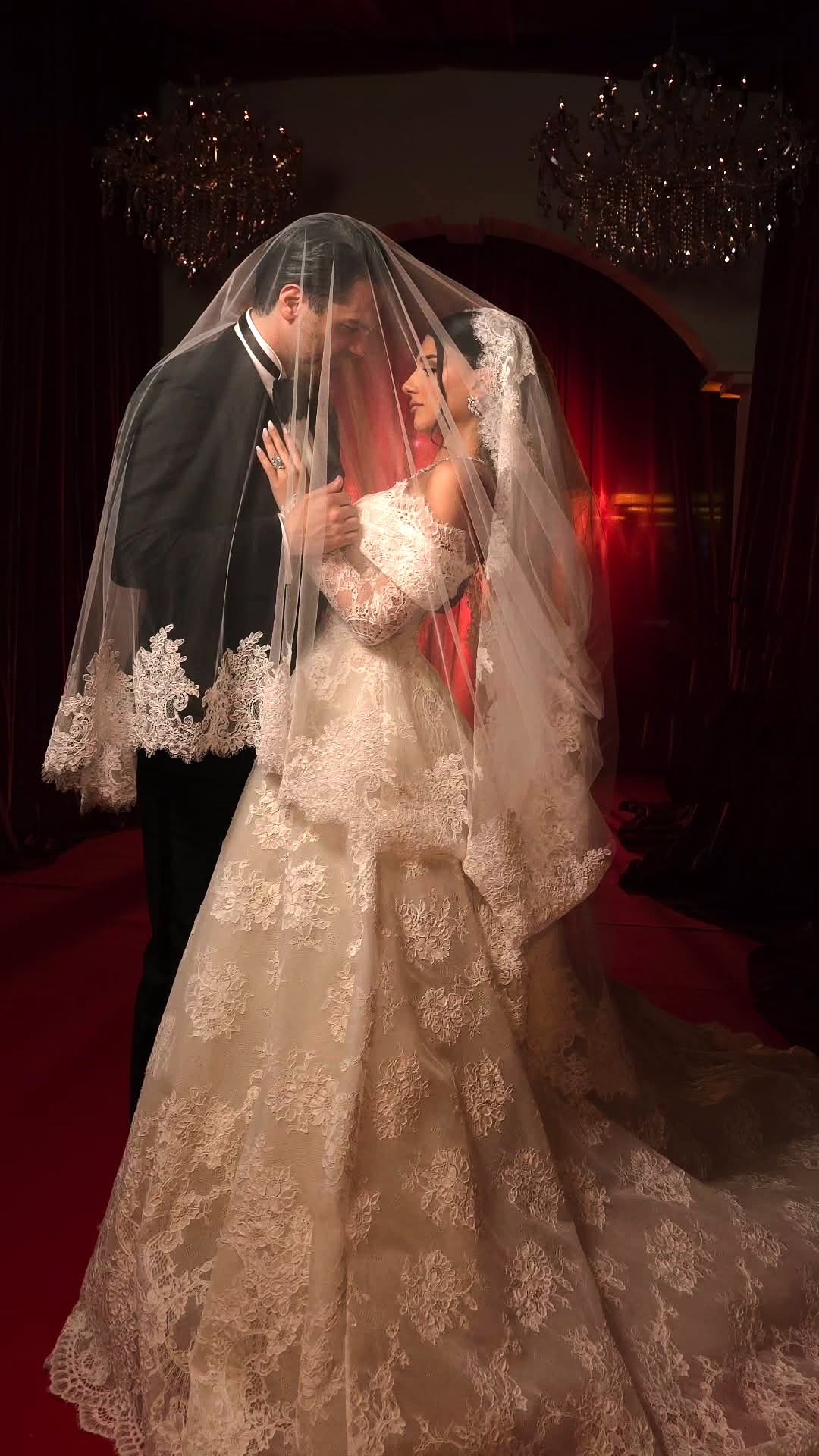 نارين بيوتي في حفل زفافها