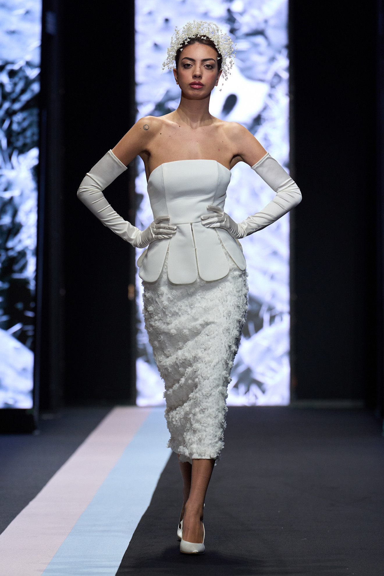 من عروض Angela Nobile