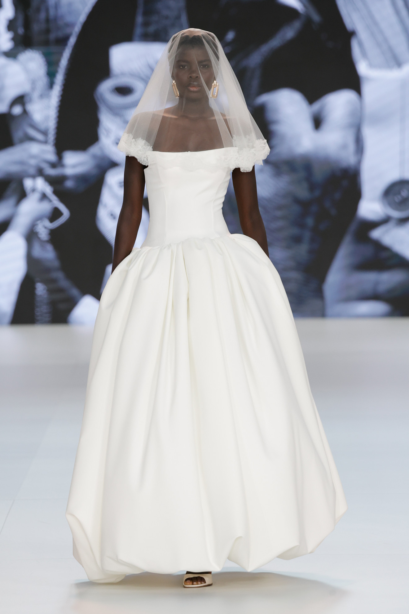 من عروض  Yolancris  لربيع 2027