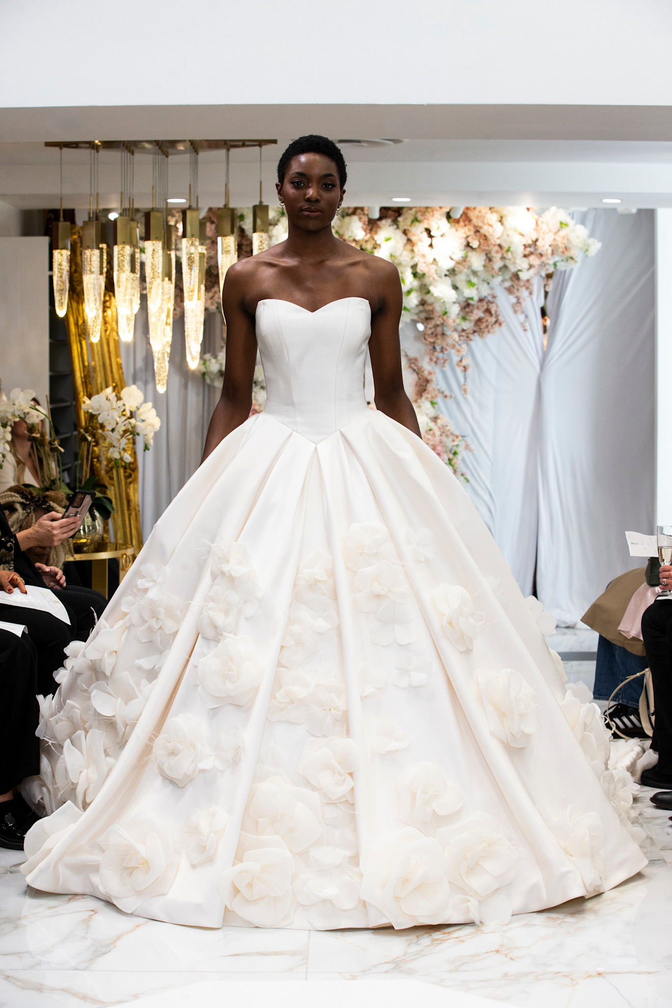 من عروض اسي أزيينابور لخريف وشتاء 2026