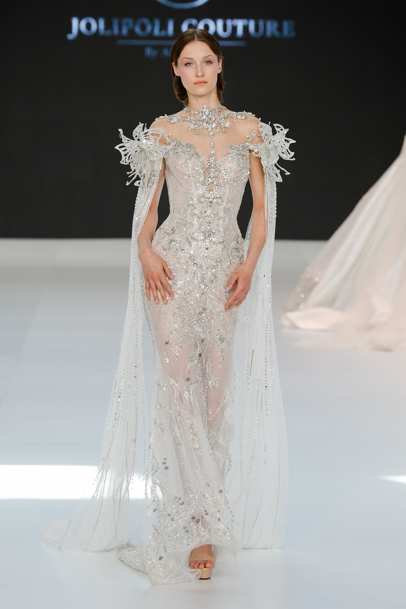 من عروض جولي بولي في أسبوع برشلونة للعروس