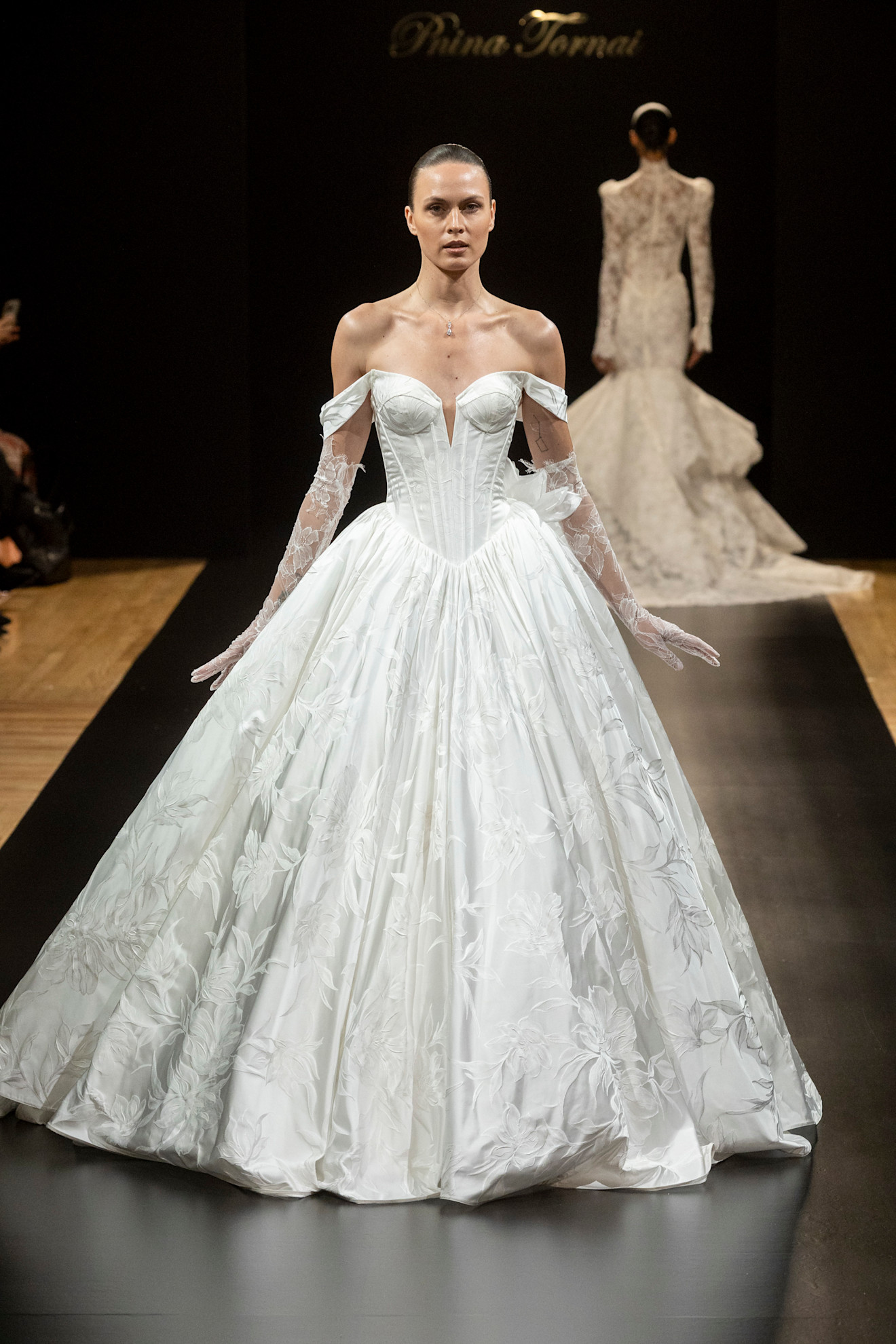 من عروض خريف وشتاء 2026 لدار بنينا تورناي