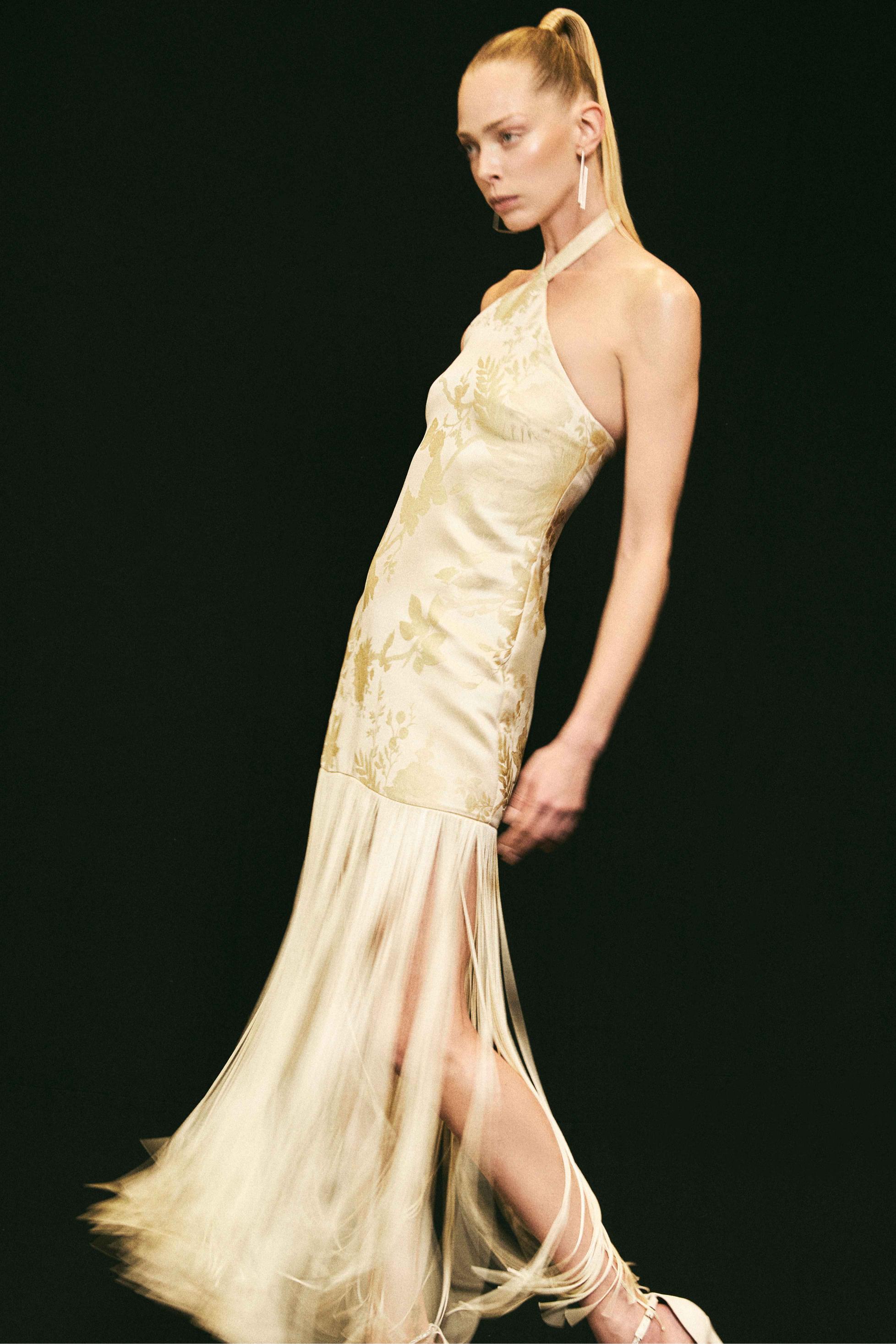 من عروض ما قبل ربيع 2026 لمجموعة Bride Edit