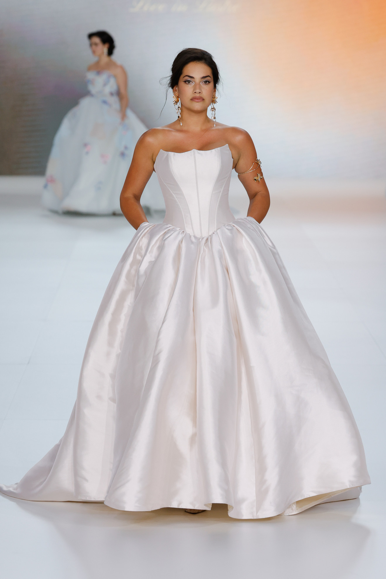 من عروض Allure لربيع 2027