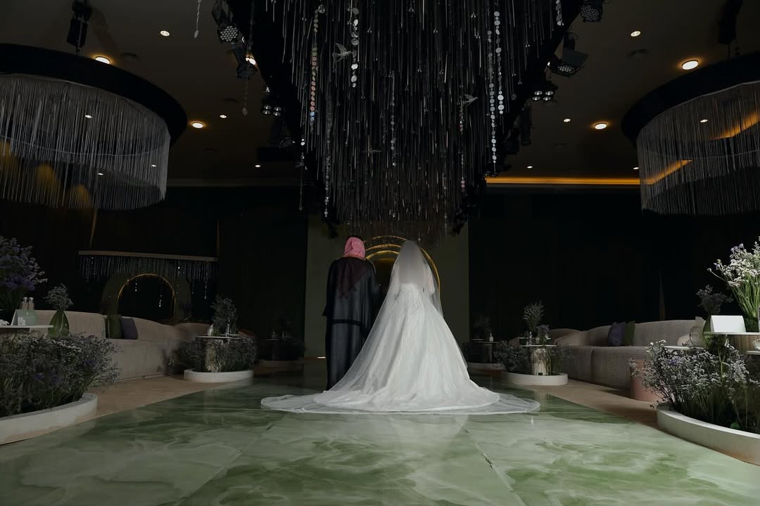 من لقطات العروسين من AFNAN SPACE STUDIO