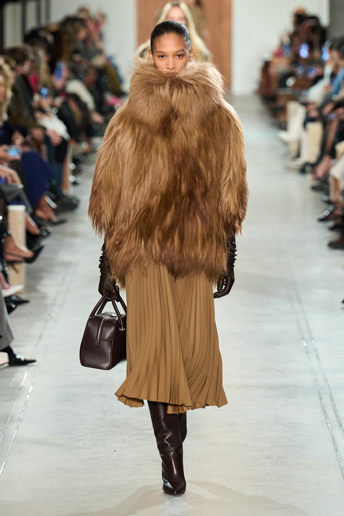 من مجموعة الأزياء الجاهزة Michael kors لخريف وشتاء 2025